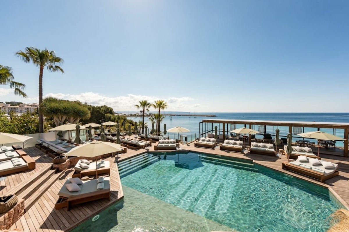 Beach club UM Mallorca 6