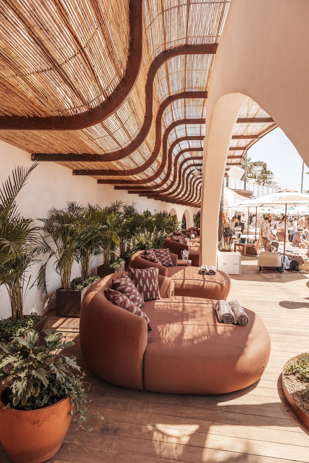 OCEAN CLUB 5